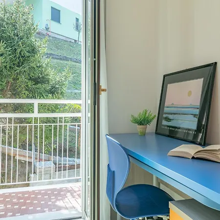 Duplex With Lake View, Parking, Wifi Limonta
