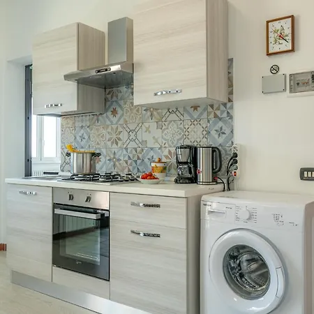 Duplex With Lake View, Parking, Wifi Apartment